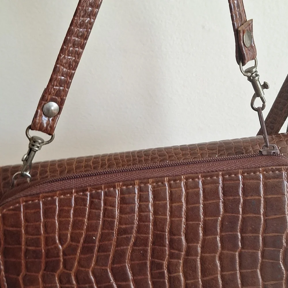 Vintage Brown Croc Embossed Organizer Crossbody Bag Purse